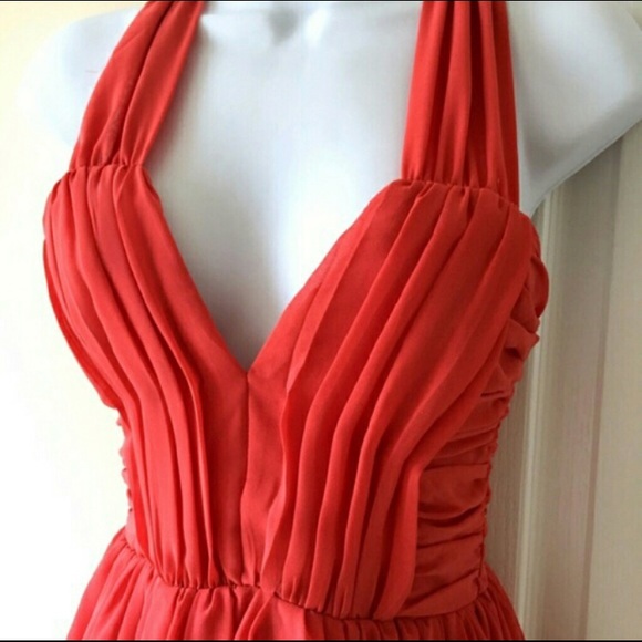 SALE!!! H&M Ruffled V-neck Dress - Picture 3 of 3
